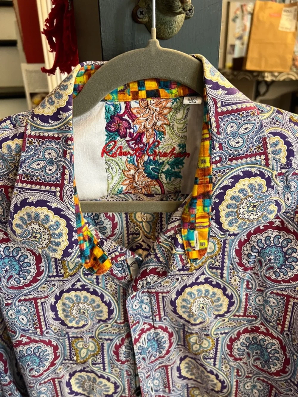 Robert Graham Multicolor Paisley Button-Down Shirt with Blue and Red Accents - Picture 4 of 8